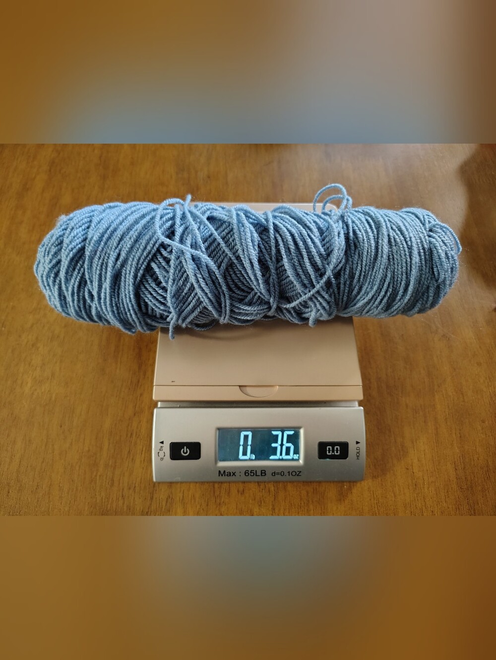 Large Yarn Bundle - Picture 5 of 14